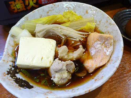 ５９豆腐鶏豚鮭白菜えのき