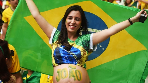 ブラジルの妊婦サポーター