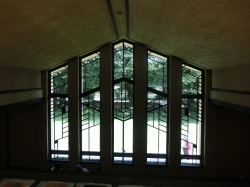 自由学園　明日館　ホールの窓