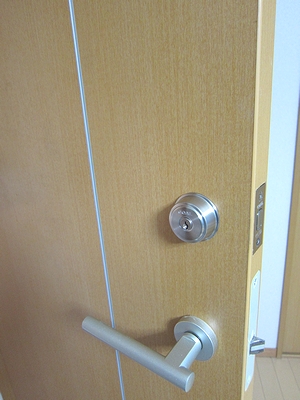 室内ドア 鍵の取付