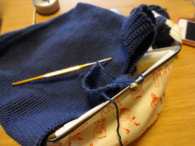 ウンチ袋編み途中ピノホリ
